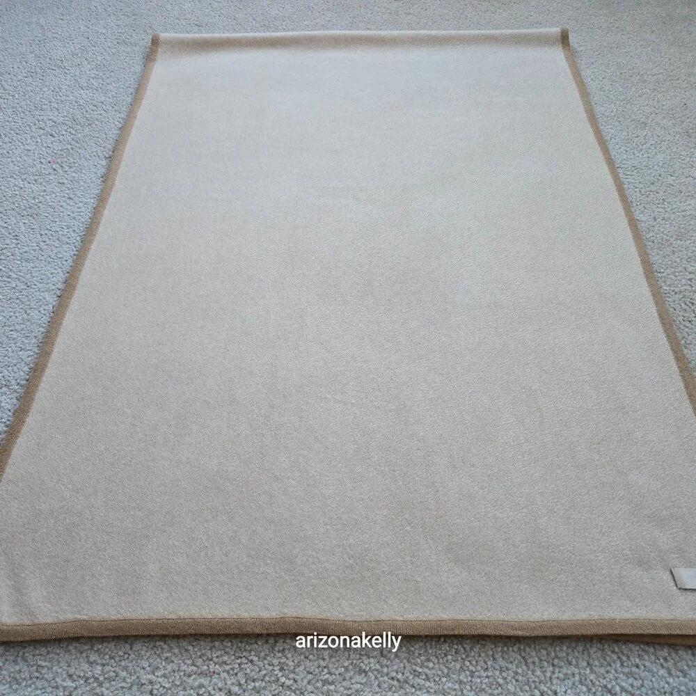 NWOT Nordstrom Cashmere Two Tone Scarf Tan